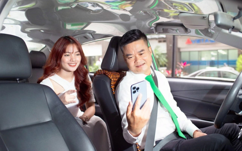 Chinh Phục Mọi Tuyến Đường - Đặt Xe Taxi 7 Chỗ Hôm Nay!