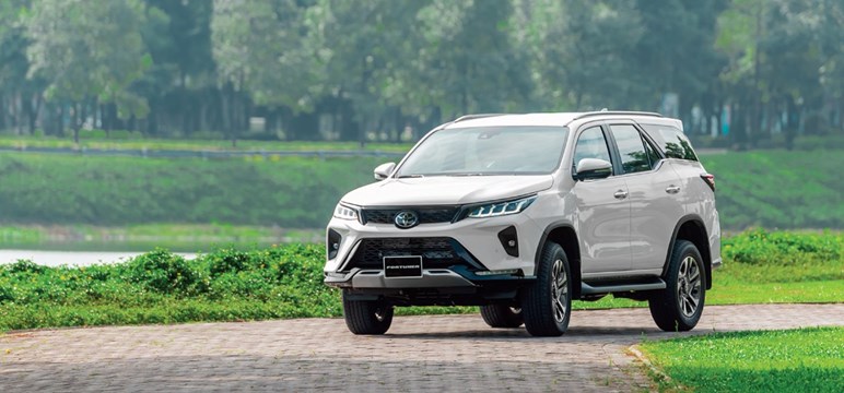 Đẳng Cấp và Tiện Lợi - Dịch Vụ Taxi Công Nghệ Ngay Tại Đây