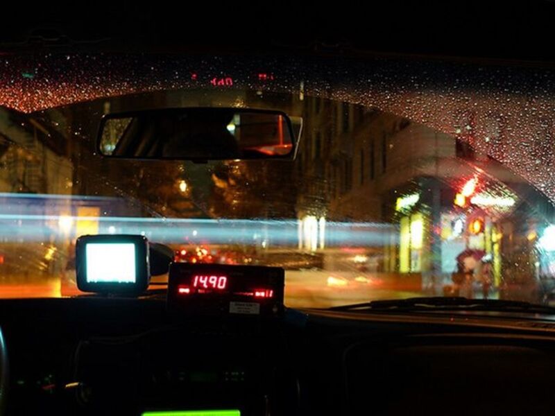 Đẳng Cấp và Tiện Lợi - Dịch Vụ Taxi Công Nghệ Ngay Tại Đây Ở Sài Gòn